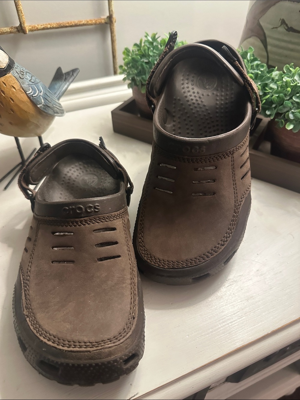 Crocs Yukon Clogs Men’s 8